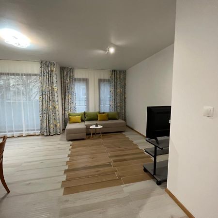 וארנה Kati Apartments מראה חיצוני תמונה